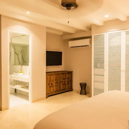 Casa La Merced By Mustique Hotel