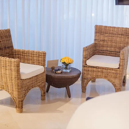 Casa La Merced By Mustique Hotel 5*